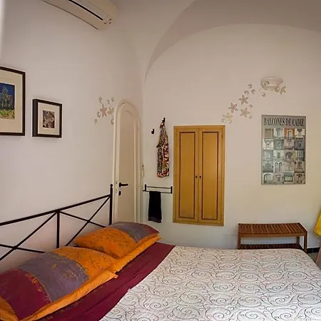 La Casa Di Armando Oda ve Kahvaltı 4*