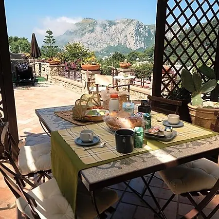 Oda ve Kahvaltı La Casa Di Armando