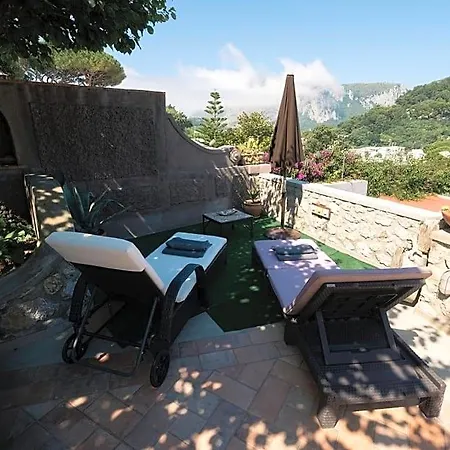 La Casa Di Armando Oda ve Kahvaltı Capri